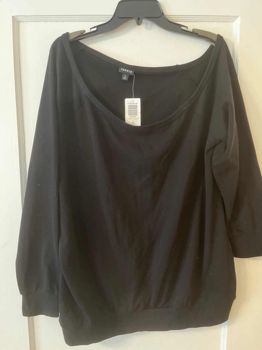 torrid Black Off the Shoulder Scoop Neck 3/4 Sleeve Sweatshirt